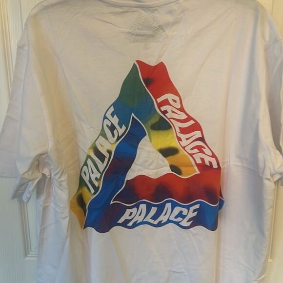 Palace Men's Tri-Ferg T-Shirt Crewneck Short Sleeve White Size X Large - Picture 2 of 6